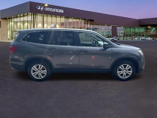 2016 Honda Pilot LX