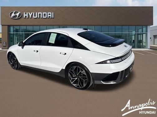 2023 Hyundai IONIQ 6 SEL