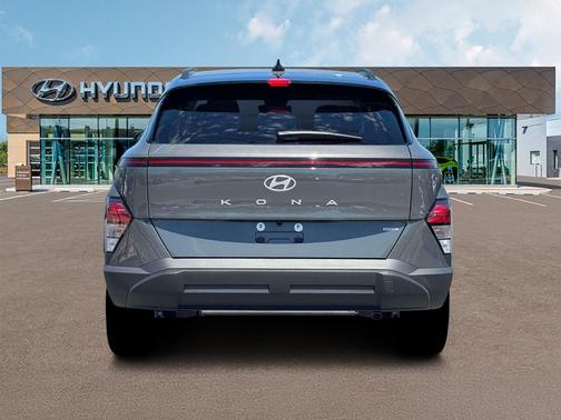 Gray Pearl 2026 Hyundai KONA SEL Sport