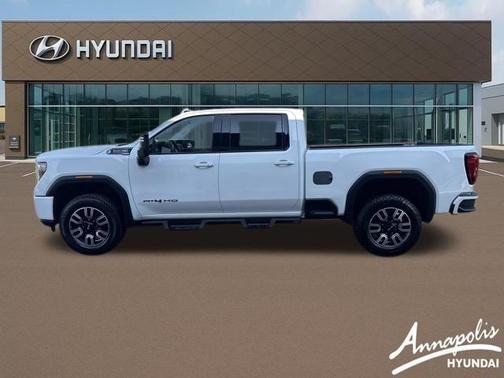 2022 GMC Sierra 2500 AT4