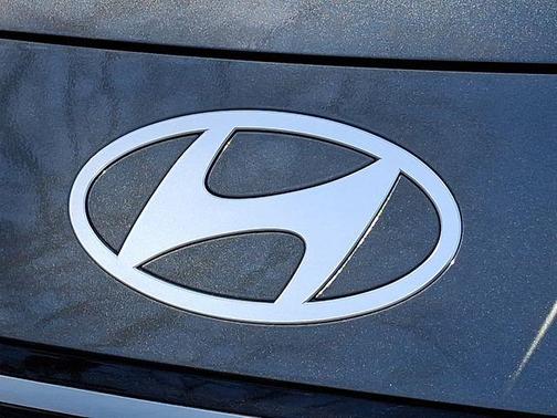 2025 Hyundai ELANTRA HEV Limited