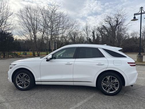 2022 Genesis GV70 2.5T
