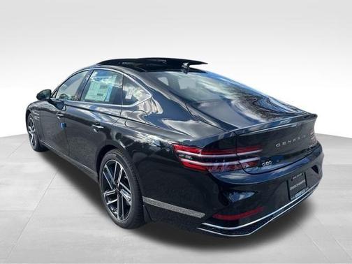 2025 Genesis G80 2.5T