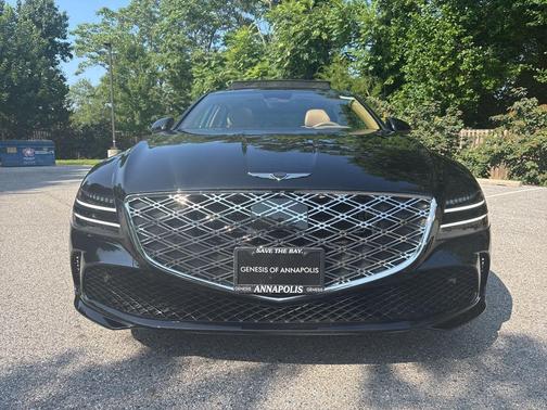 2025 Genesis G80 2.5T