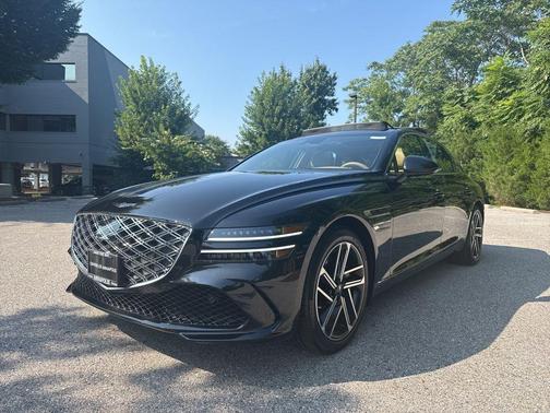 2025 Genesis G80 2.5T