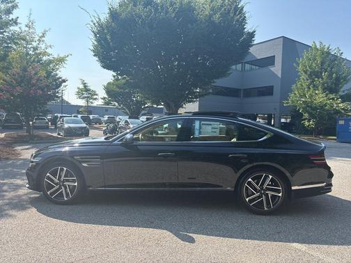2025 Genesis G80 2.5T