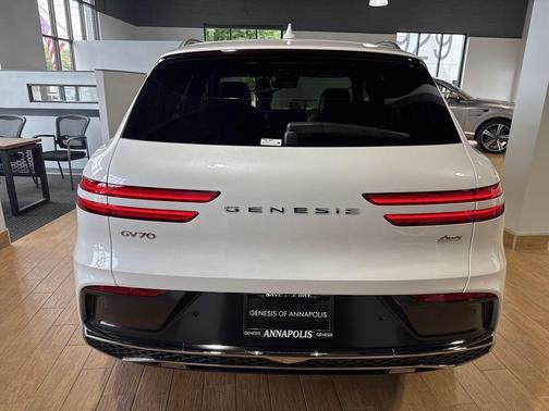 2026 Genesis GV70 2.5T Advanced