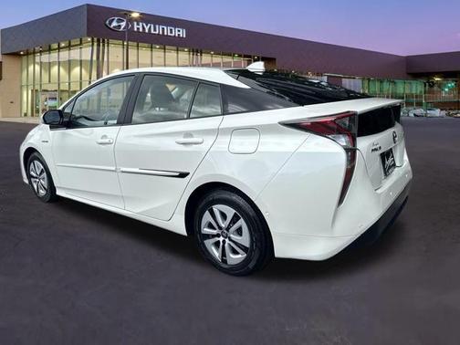 2017 Toyota Prius Four