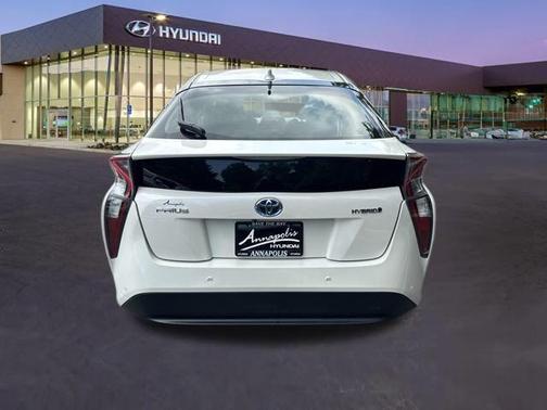 2017 Toyota Prius Four