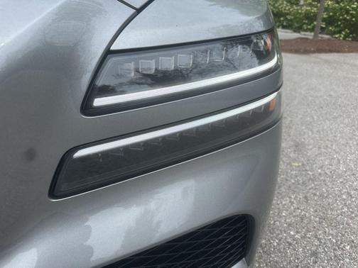2025 Genesis GV80 2.5T