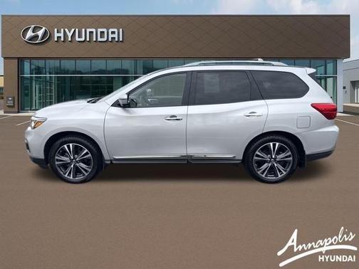 2018 Nissan Pathfinder Platinum