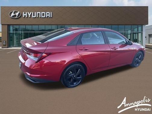 2021 Hyundai ELANTRA SEL