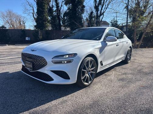 2025 Genesis G70 2.5T