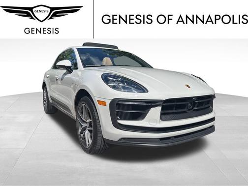 2024 Porsche Macan S