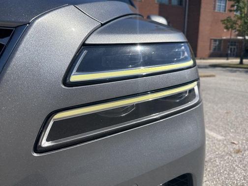 2023 Genesis GV80 2.5T
