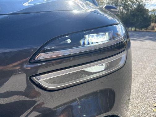 2022 Genesis G70 3.3T