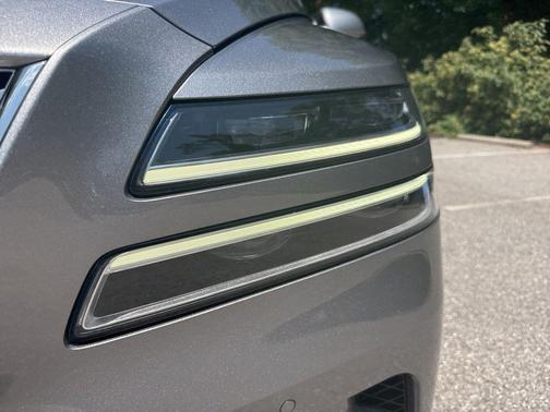 2021 Genesis GV80