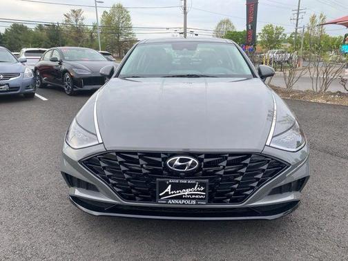 2022 Hyundai SONATA Limited