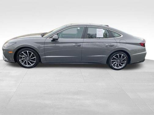 2022 Hyundai SONATA Limited