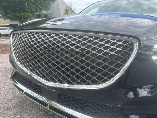 2025 Genesis GV70 2.5T