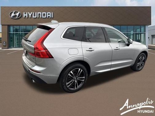 2018 Volvo XC60 T6 Momentum