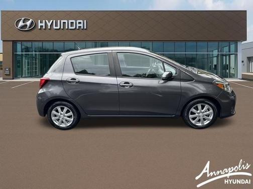 2016 Toyota Yaris L