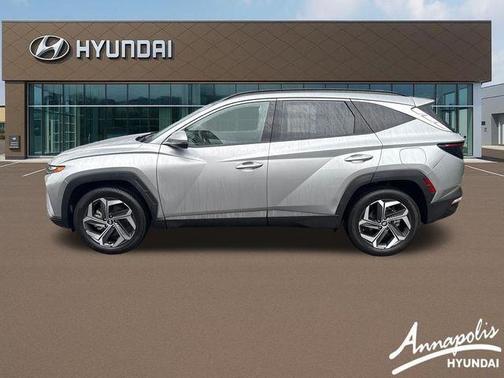 Shimmering Silver 2024 Hyundai TUCSON Limited