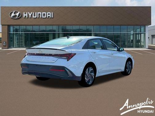 White 2025 Hyundai ELANTRA HEV SEL Sport