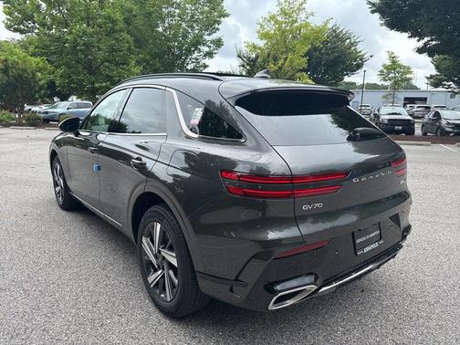2026 Genesis GV70 3.5T Sport Advanced