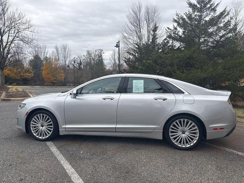 2017 Lincoln MKZ Reserve