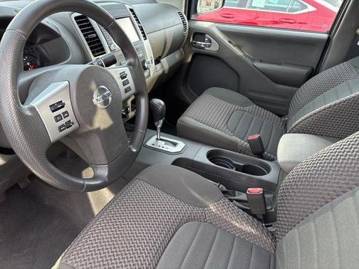 2021 Nissan Frontier SV