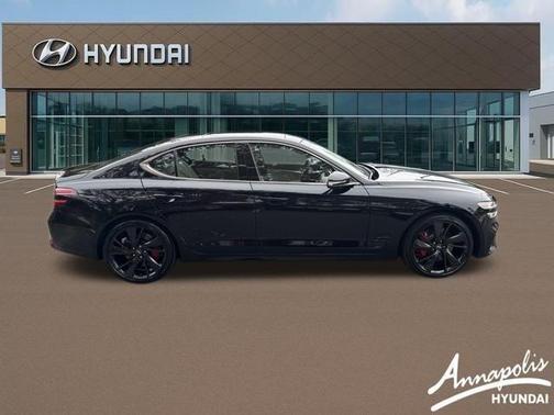 2023 Genesis G70 3.3T