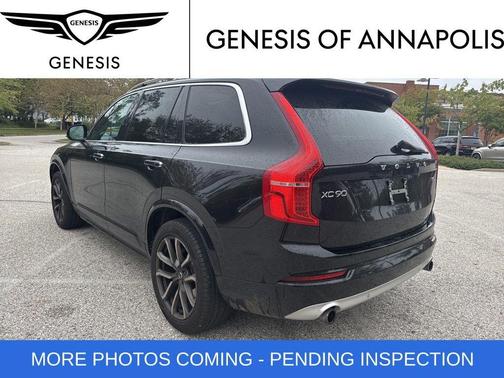 2018 Volvo XC90 T5 Momentum