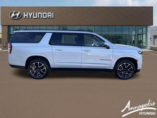 2021 Chevrolet Suburban RST