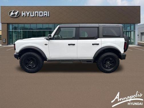 Oxford White 2023 Ford Bronco Wildtrak