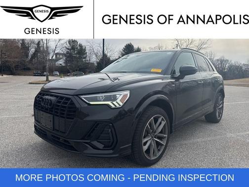 2022 Audi Q3 45 S line Premium