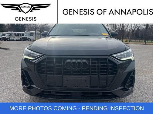 2022 Audi Q3 45 S line Premium