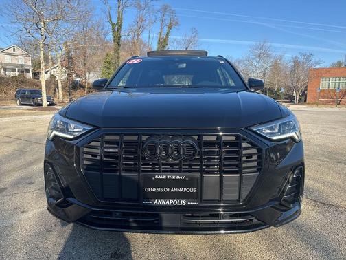 2022 Audi Q3 45 S line Premium