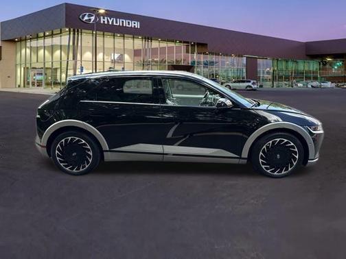 2022 Hyundai IONIQ 5 Limited