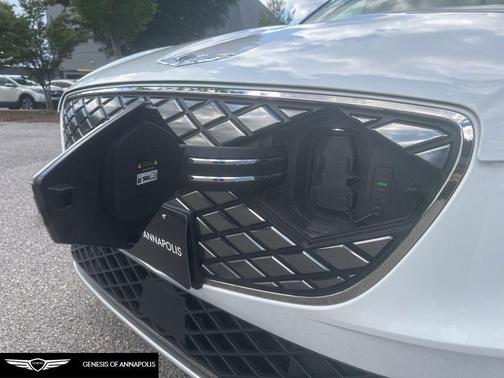 2024 Genesis Electrified GV70 Advanced