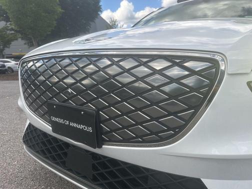 2024 Genesis Electrified GV70 Advanced