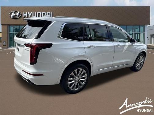 2023 Cadillac XT6 Premium Luxury AWD