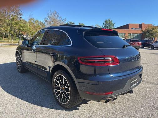 2018 Porsche Macan S
