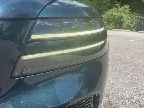 2023 Genesis G80 2.5T