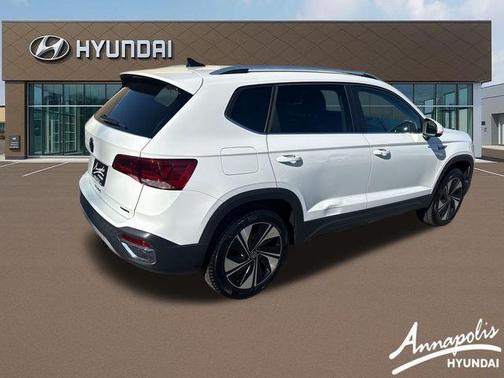 2024 Volkswagen Taos 1.5T SE