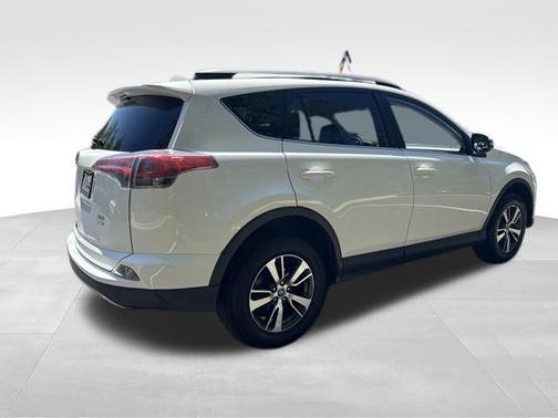 2018 Toyota RAV4 Adventure