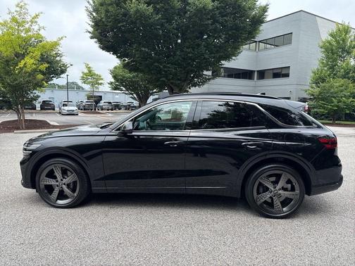 2025 Genesis GV70 2.5T