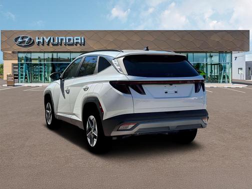 White Pearl 2026 Hyundai TUCSON Hybrid SEL Convenience