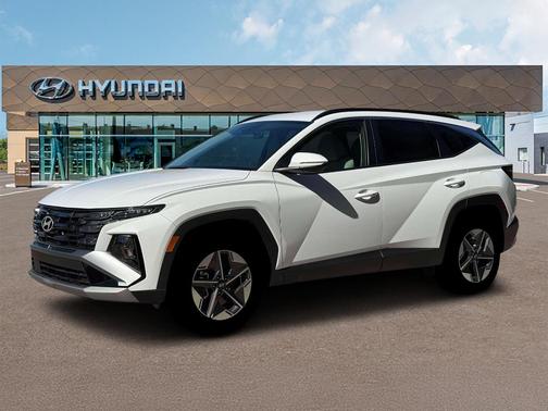 White Pearl 2026 Hyundai TUCSON Hybrid SEL Convenience