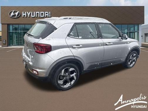 2023 Hyundai VENUE SEL